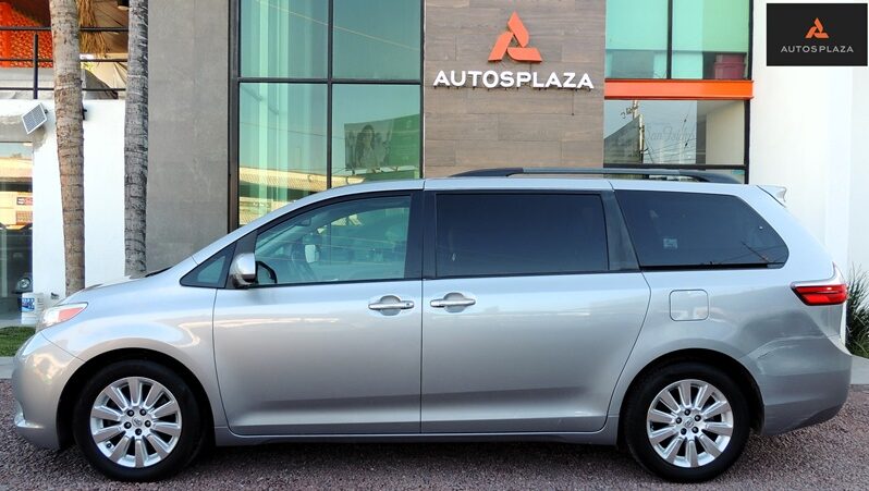 SIENNA XLE 2015 full