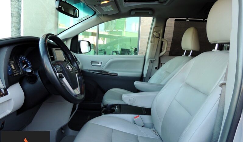 SIENNA XLE 2015 full